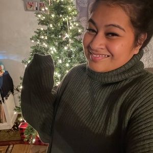 Meet your Posher, Leilani
